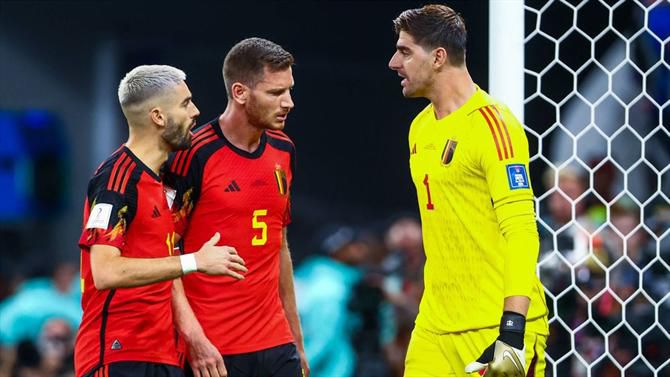 Carrasco ‘atira-se’ a Courtois: «Tens de demonstrar que és um líder»