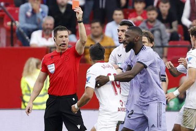 Acuña atira-se à arbitragem e Ceballos responde ao argentino