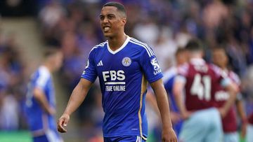 Tielemans deixa o Leicester mas vai continuar na Premier League