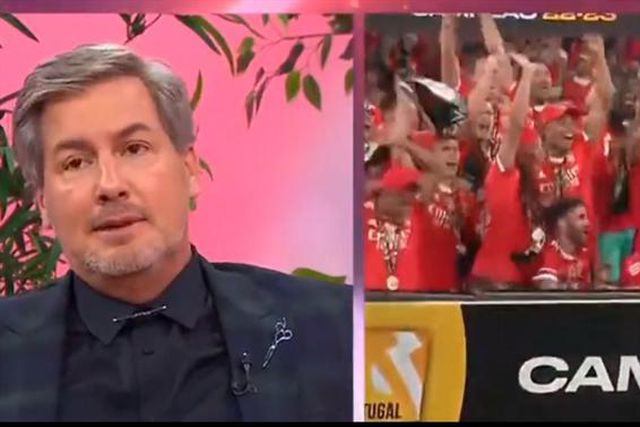 Bruno de Carvalho felicita Benfica: «Merece ser campeão» (vídeo)