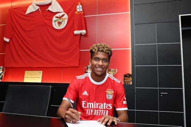 «O meu sonho de criança é jogar a Liga dos Campeões»