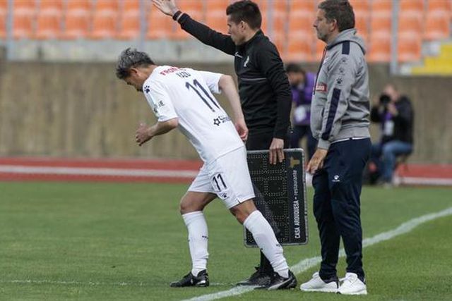 Miura jogou 20 minutos, foi eleito Homem do Jogo e levantou polémica (veja o resumo)