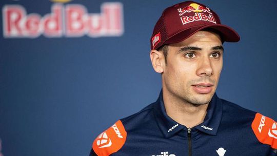 Miguel Oliveira voltou à escola