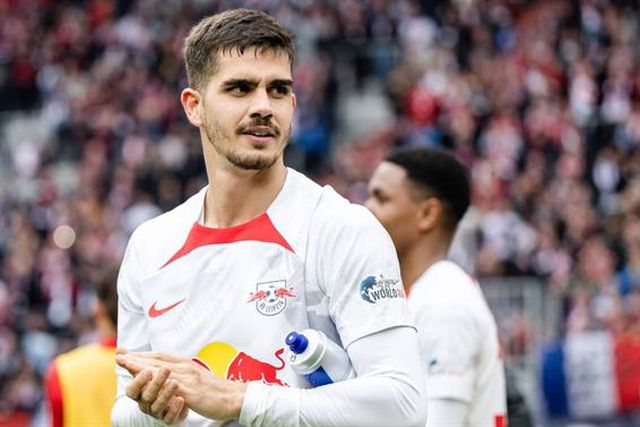 André Silva revela «desespero» a fechar a época