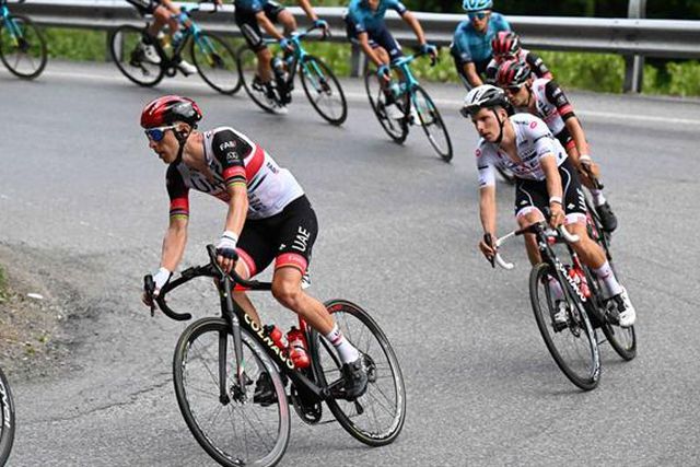 João Almeida subiu para 10.º no ranking UCI