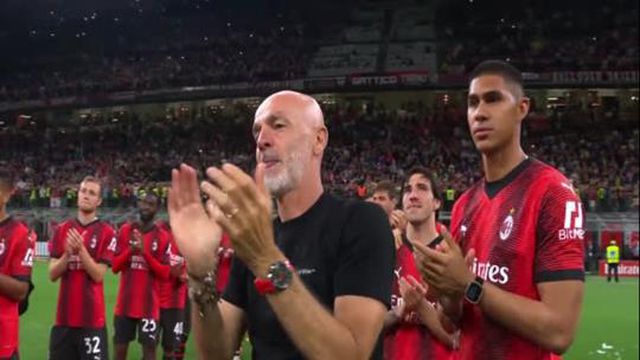 Arrepiante: Ibrahimovic anuncia adeus ao futebol e vai às lágrimas