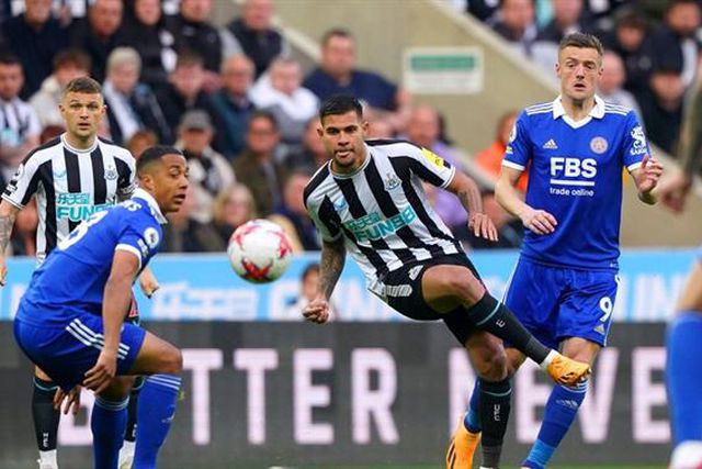 Após 20 anos: Newcastle volta à Liga dos Campeões!