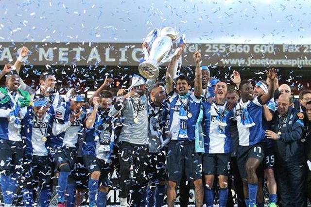 Dragões não tropeçam na despedida da Liga