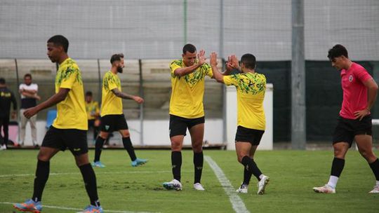 Goleada ao Gouveia em jogo de preparação