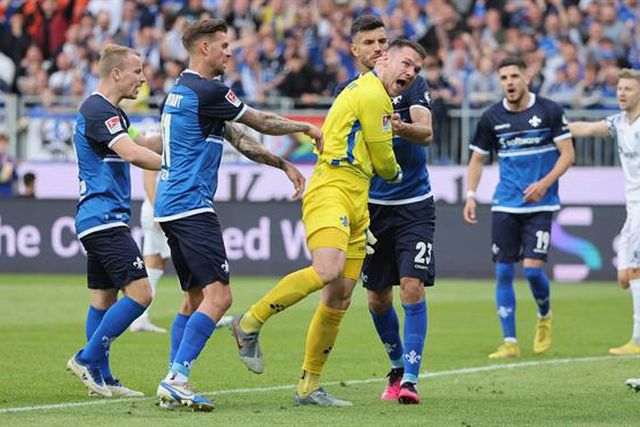 Darmstadt de regresso à Bundesliga seis anos depois