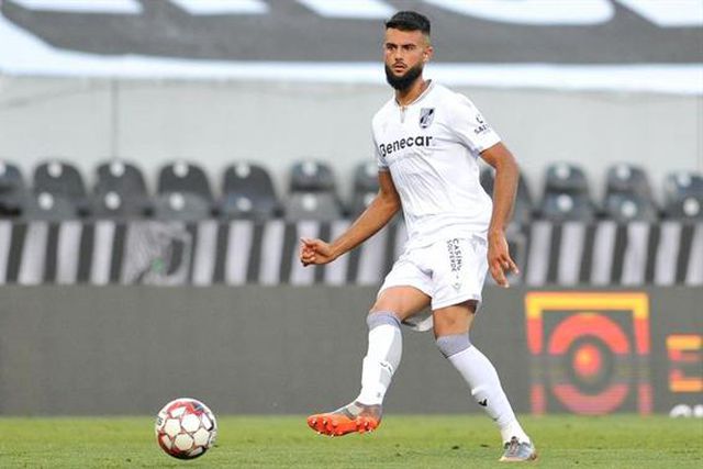 Oficial: Suliman tem novo clube