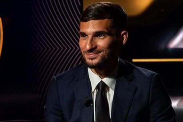 Reforço de Mourinho impressiona com o seu italiano (vídeo)