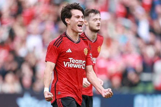 Diamante uruguaio evita derrota perto do fim