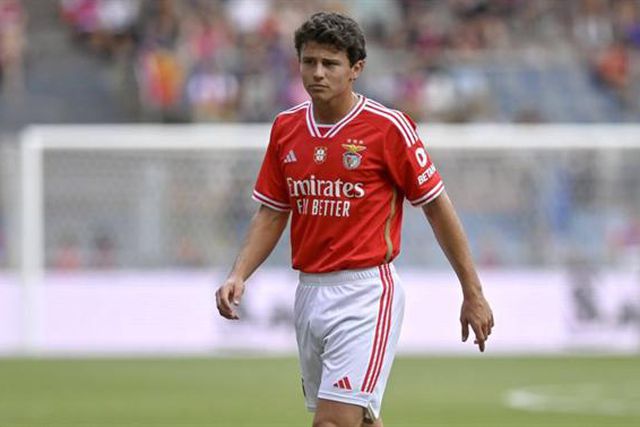 Fora das ‘big 5’ só há um médio sub-21 mais caro do que João Neves