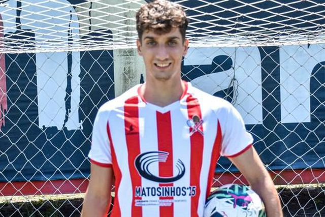 César Gomez chega do Getafe