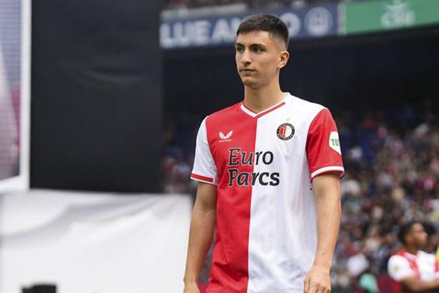 Médio do Feyenoord apontado