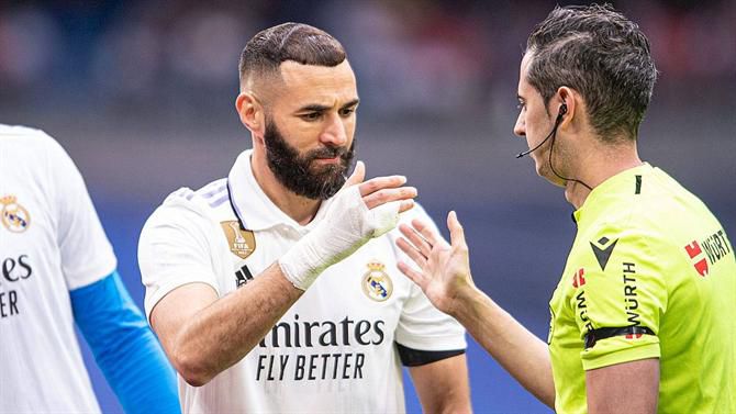 Golo muito polémico abre o marcador no Santiago Bernabéu (vídeo)