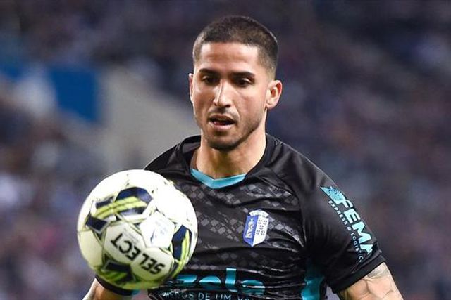 Há substitutos para Igor Julião