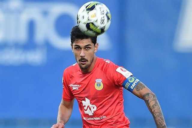 Basso a caminho do Santos