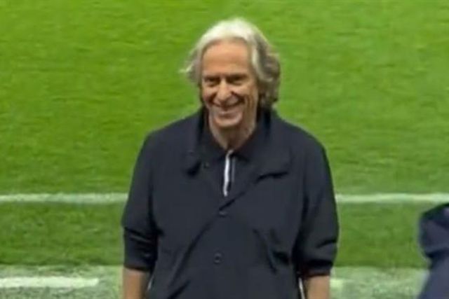 A reação de Jorge Jesus a pedido de adepto para voltar ao Flamengo (vídeo)