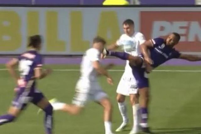 Incrível: golpe 'à Karate Kid' vale três jogos de suspensão (vídeo)