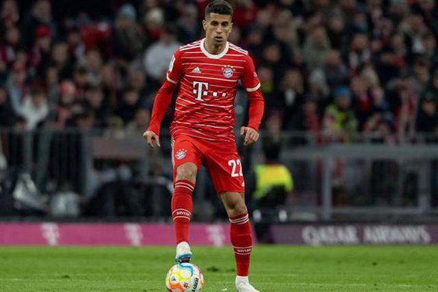 Falhanço na Champions coloca Cancelo na lista de compras do Real