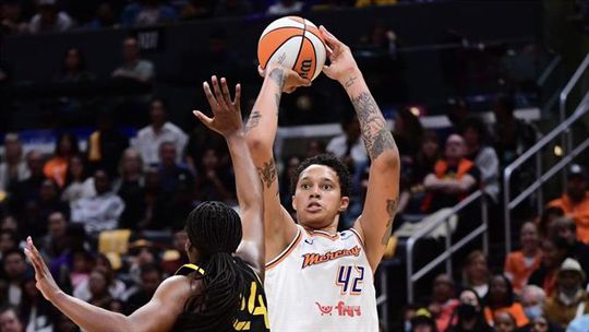 Brittney Griner voltou a jogar na WNBA, depois de 10 meses presa na Rússia