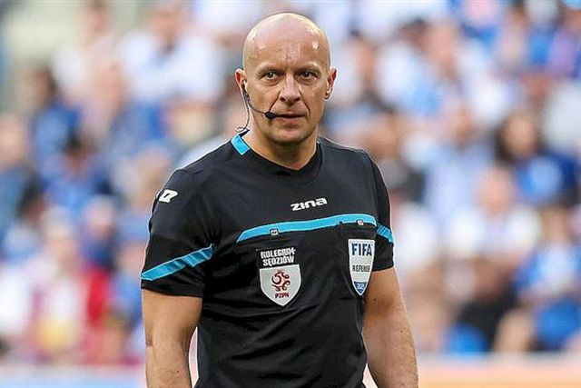 Marciniak desculpa-se por presença em evento de extrema-direita e apita mesmo final da Champions