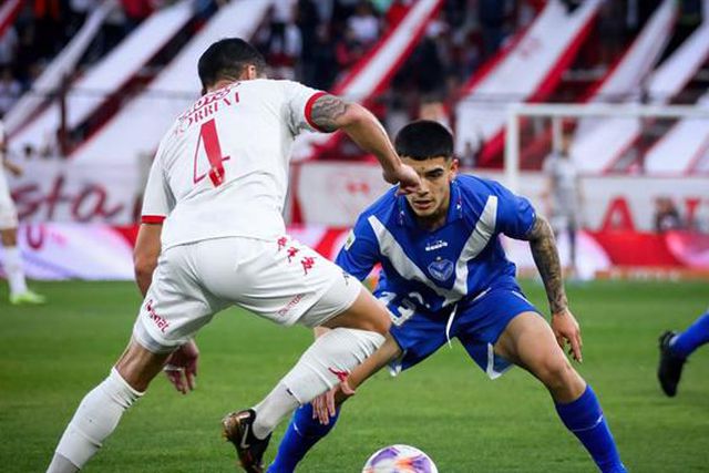 Vélez Sarsfield repudia agressões ao plantel