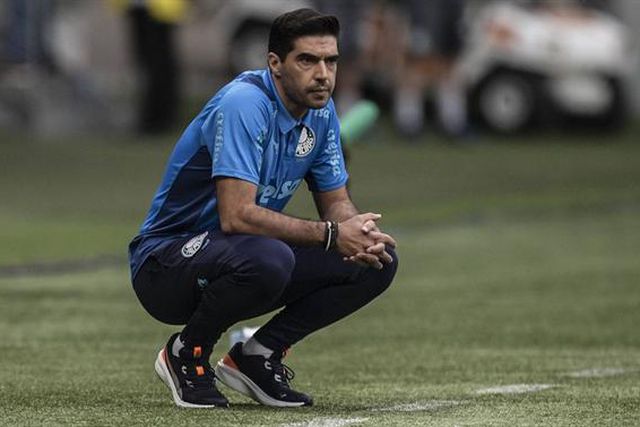 «Não vamos ganhar sempre, parabéns ao Botafogo, tem tudo para ser campeão»