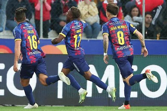 Eleições a 15 de junho