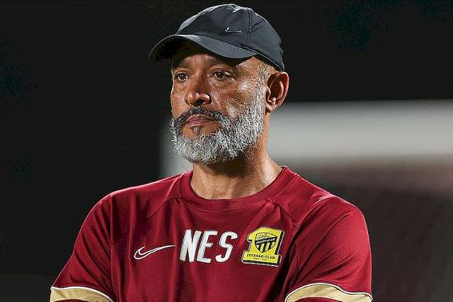 Campeão Nuno Espírito Santo emociona-se com receção em apoteose (vídeo)