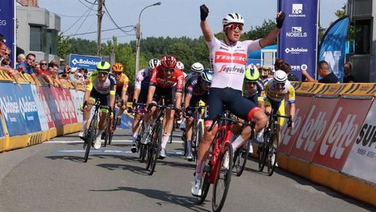 Van der Poel favorito na Volta à Bélgica