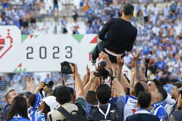 Diz o filho Francisco: «Por mim, o meu pai deve continuar no FC Porto»