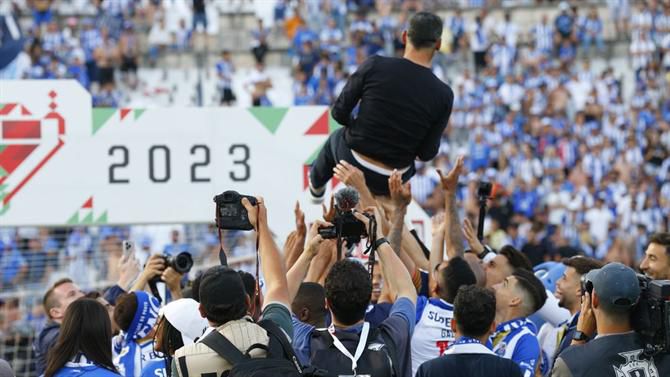 Diz o filho Francisco: «Por mim, o meu pai deve continuar no FC Porto»