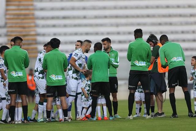 Não é tradição, mas bem pode começar a ser (vídeo)