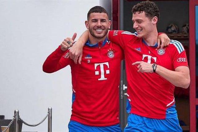 Lucas Hernández regressa aos treinos após sete meses