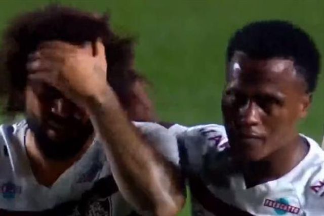 Marcelo lesiona gravemente adversário em lance arrepiante (vídeo)