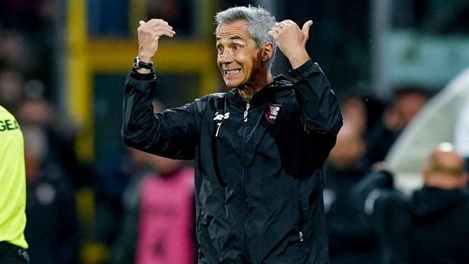 Salernitana acionou opção para manter Paulo Sousa