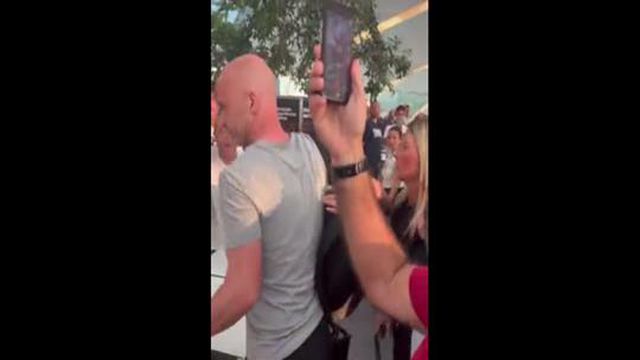 Adeptos da Roma tentam agredir árbitro da final da Liga Europa - Parte 2