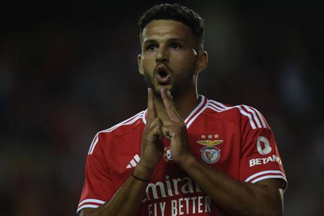 Gonçalo Ramos faz o segundo das águias frente ao Al Nassr (vídeo)