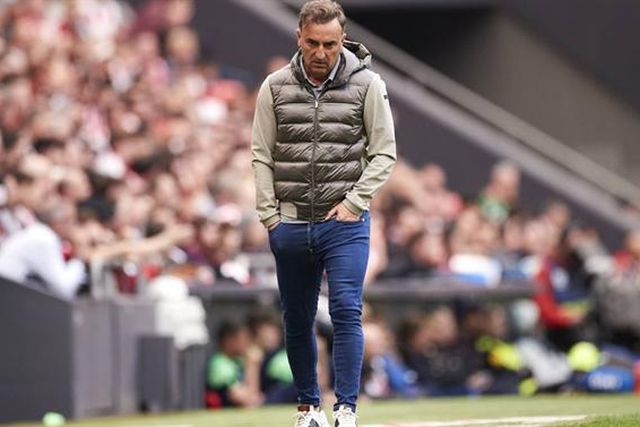 Carvalhal despede-se: «Aprendi a admirar este clube»