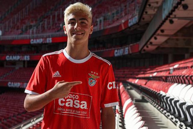 Contrato de formação para Bernardo Nunes