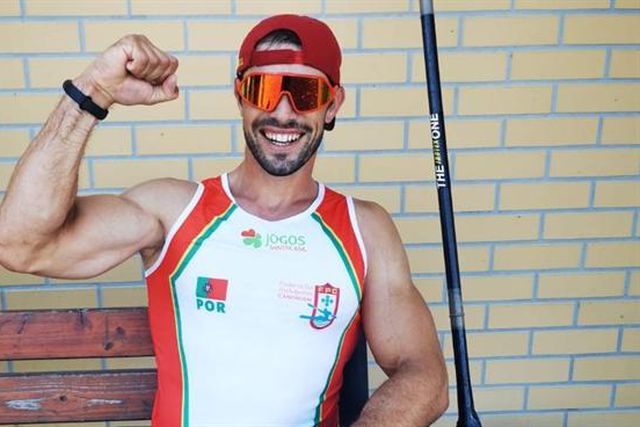 E vão quatro: Fernando Pimenta ganha prata em K1 5000m