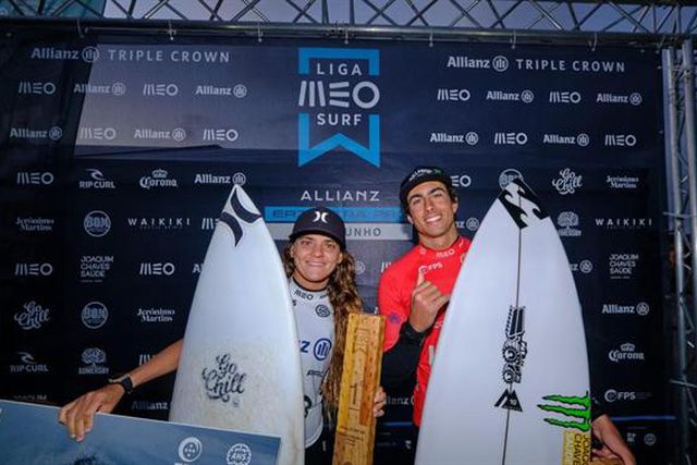 Liga MEO Surf: Joaquim Chaves e Carol Mendes vencem finais entre amigos