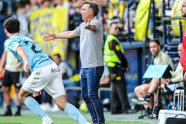 Carvalhal queixa-se da arbitragem: «Quando há polémica, é sempre contra nós»