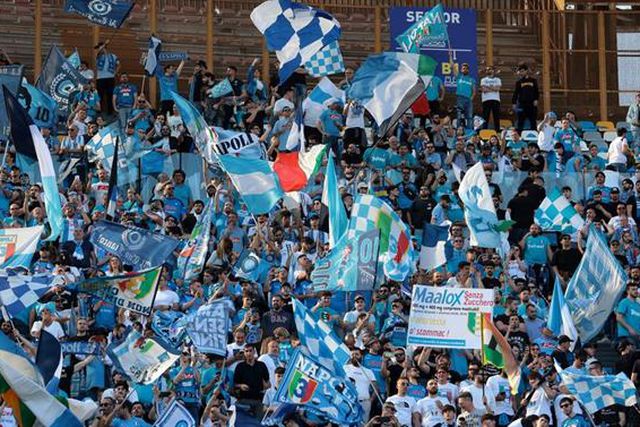 Adepto morre durante mais festejos do título