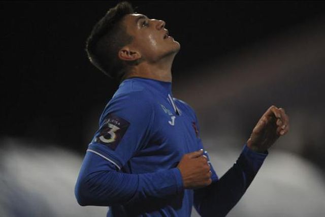 Oficial: João Costa continua no Restelo