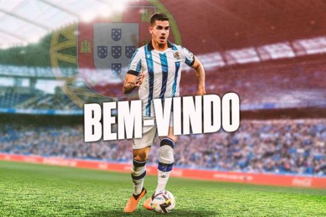 Oficial: André Silva regressa ao futebol espanhol