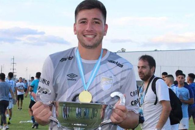 Luto no futebol argentino com morte de jogador de 25 anos